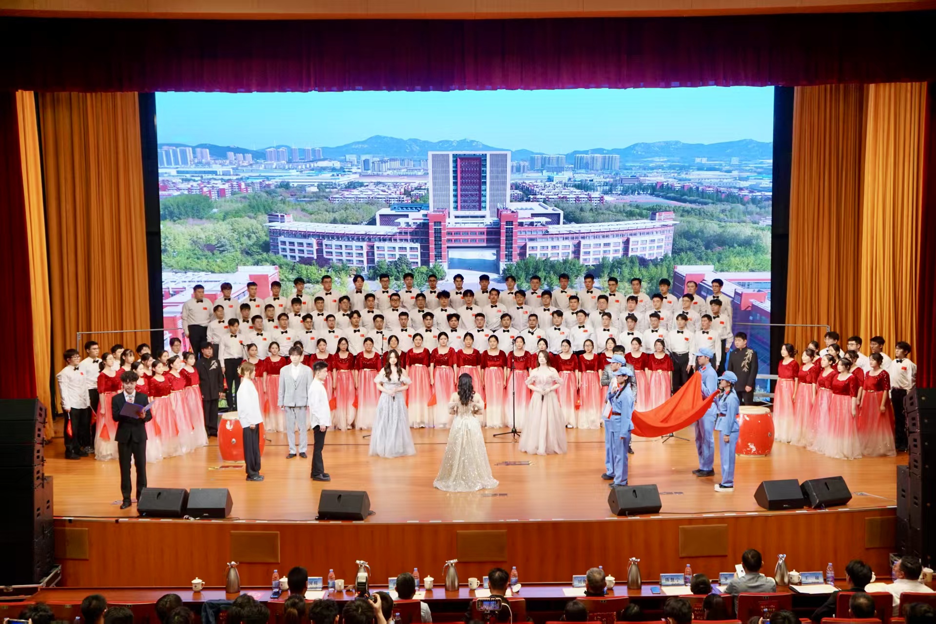 第一名！beat365正版唯一官方网站蝉联校研究生合唱比赛一等奖